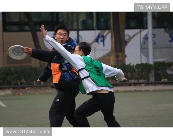 杭州飞盘队与重庆飞盘队对决后的战术分析与节奏探讨