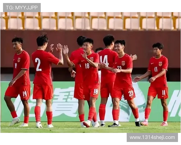 探索当代足球运动员成长路径与赛场表现及职业发展趋势深度解析