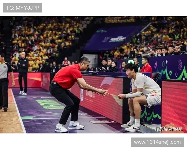 上海男篮与天津男篮激战正酣谁能在这场对决中笑到最后